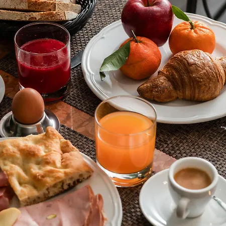 Valeri Otel Roma